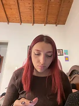 Paulina-Wells online show from 12.03.25