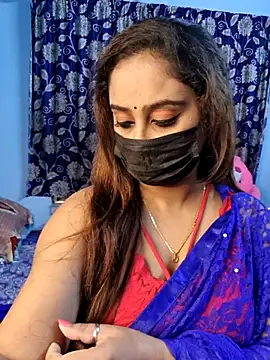 Snapshot of Cute-lusi chatting on 09.17.25 Cute-lusi online show from 09.17.25