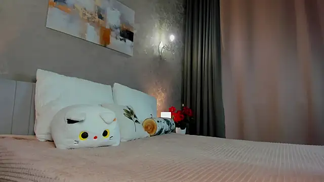 Snapshot of Daria_J chatting on 11.25.25 Daria J online show from 11.25.25