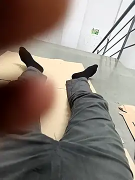 hotboy43339 online show from 09.18.25