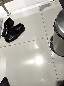 hotboy43339 online show from 10.19.25