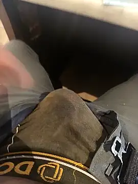 hotboy43339 online show from 11.30.25