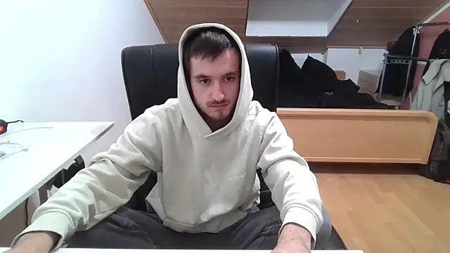 Snapshot of Bez3ybik chatting on 10.29.25 Bez3ybik online show from 10.29.25