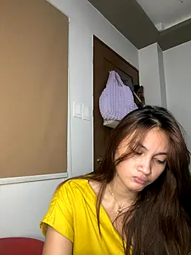 Snapshot of LanySylvia chatting on 11.17.25 LanySylvia online show from 11.17.25