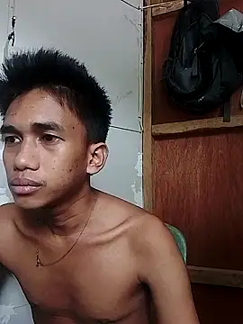 Snapshot of charlie0728 chatting on 10.11.25 charlie0728 online show from 10.11.25