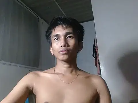 Snapshot of charlie0728 chatting on 11.12.25 charlie0728 online show from 11.12.25