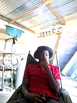 Snapshot of DxckMan3 chatting on 10.23.25 DxckMan3 online show from 10.23.25