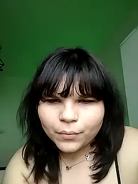 Snapshot of SophieErotica chatting on 12.17.25 SophieErotica online show from 12.17.25