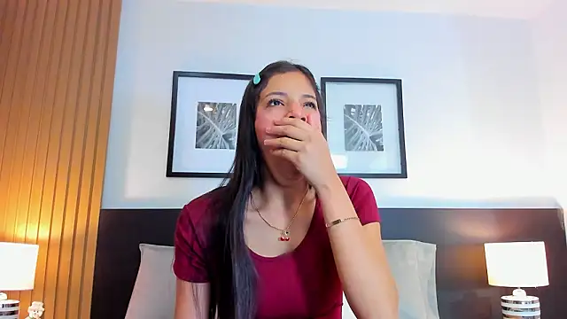 catalina jolie online show from 02.12.26