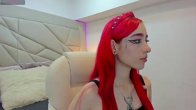 Snapshot of persefone_333 chatting on 09.10.25 persefone 333 online show from 09.10.25