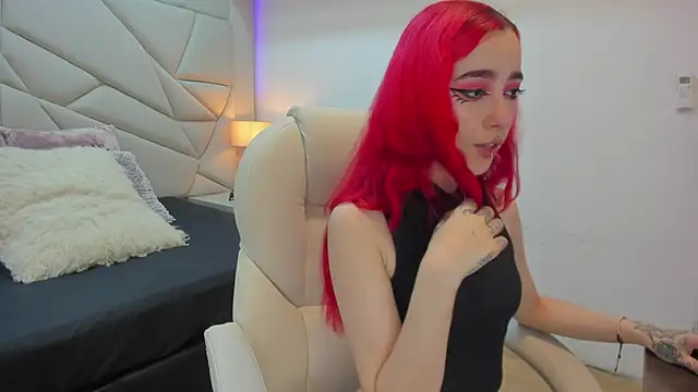 Snapshot of persefone_333 chatting on 09.17.25 persefone 333 online show from 09.17.25