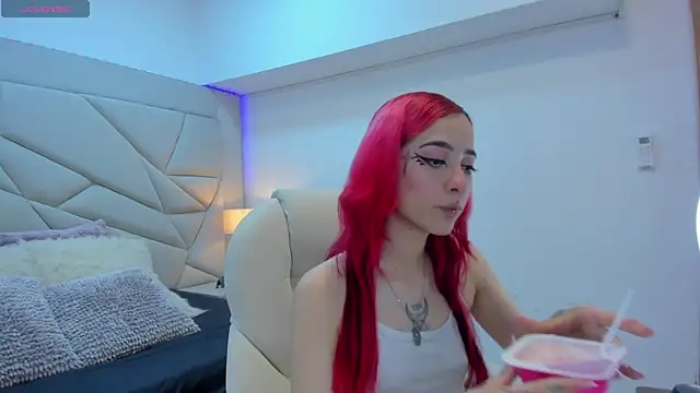 Snapshot of persefone_333 chatting on 10.08.25 persefone 333 online show from 10.08.25