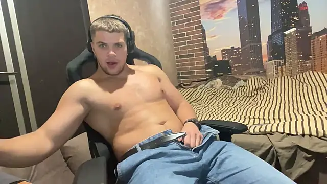 MusclePhantom online show from 09.26.25