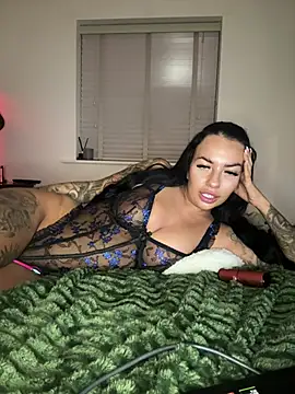 BELLABLACKXUK online show from 04.07.26