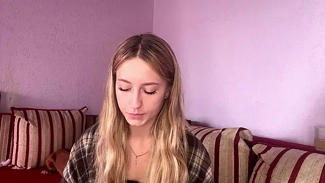 Jetta Corsacami online show from 09.15.25