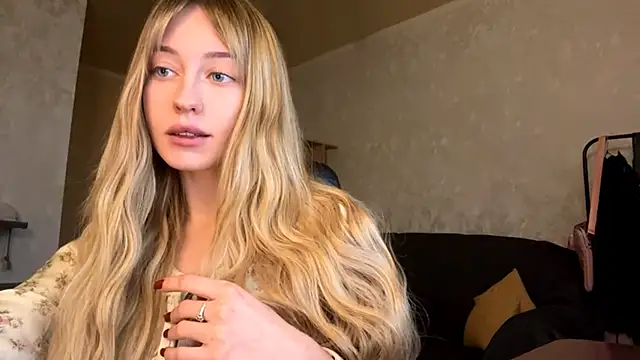 Jetta Corsacami online show from 12.02.25