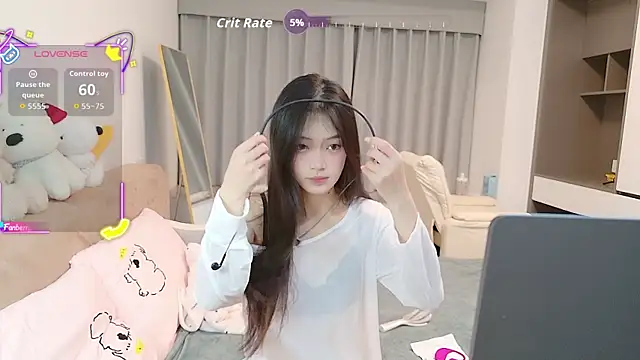 Snapshot of TXmiminew chatting on 11.10.25 TXmiminew online show from 11.10.25