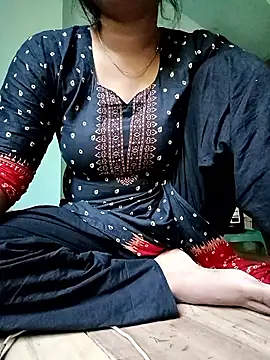 Snapshot of Rina-2 chatting on 10.19.25 Rina-2 online show from 10.19.25