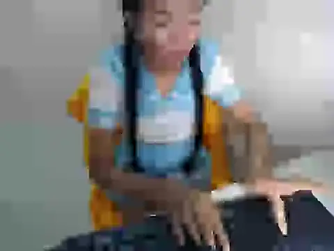 Snapshot of Mica_Jones chatting on 11.21.25 Mica Jones online show from 11.21.25