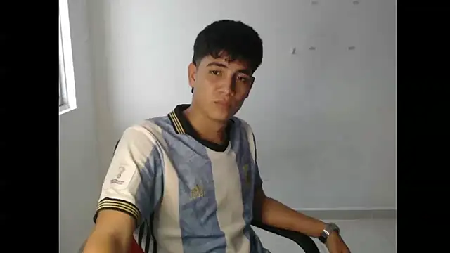 Snapshot of maximo_gomez chatting on 09.24.25 maximo gomez online show from 09.24.25