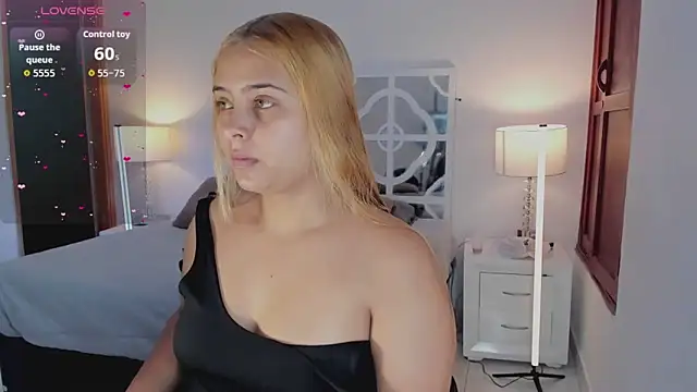 MikaelaStone online show from 02.26.26