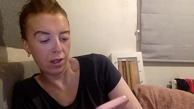 Snapshot of Bellababexox chatting on 05.03.26 Bellababexox online show from 05.03.26