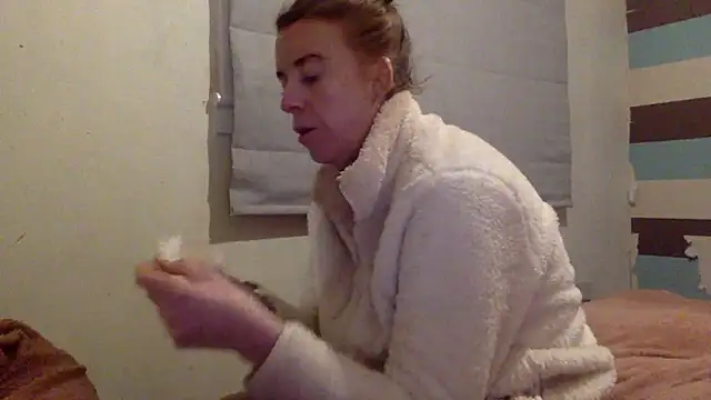 Snapshot of Bellababexox chatting on 05.18.26 Bellababexox online show from 05.18.26