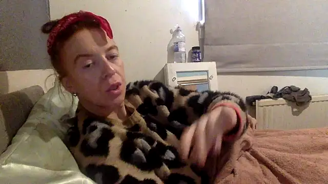 Snapshot of Bellababexox chatting on 06.29.26 Bellababexox online show from 06.29.26