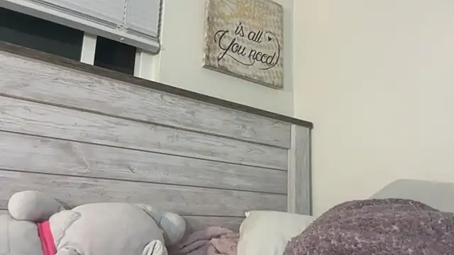 Julietserenity online show from 10.15.25