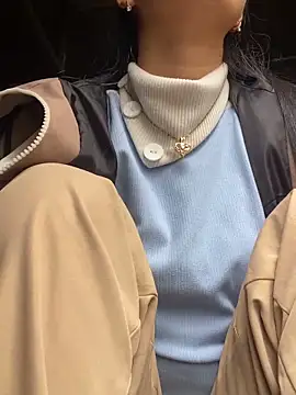 Snapshot of Huong-Ly chatting on 02.23.26 Huong-Ly online show from 02.23.26