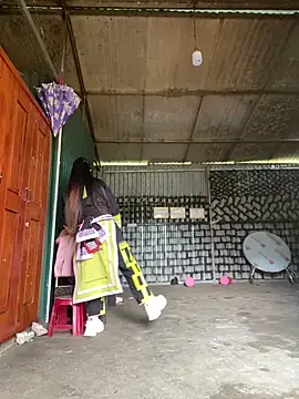 Snapshot of Huong-Ly chatting on 02.26.26 Huong-Ly online show from 02.26.26