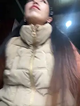 Snapshot of Huong-Ly chatting on 03.13.26 Huong-Ly online show from 03.13.26