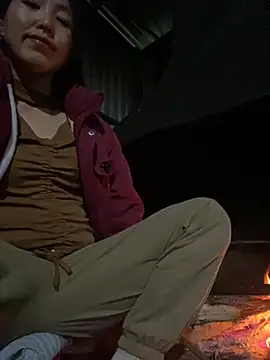 Snapshot of Huong-Ly chatting on 03.15.26 Huong-Ly online show from 03.15.26