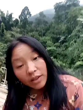 Snapshot of MuiNay chatting on 09.13.25 MuiNay online show from 09.13.25