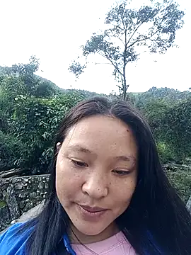 Snapshot of MuiNay chatting on 10.10.25 MuiNay online show from 10.10.25