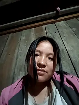 Snapshot of MuiNay chatting on 10.30.25 MuiNay online show from 10.30.25