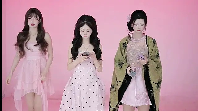 Hot-dance520 online show from 11.18.25