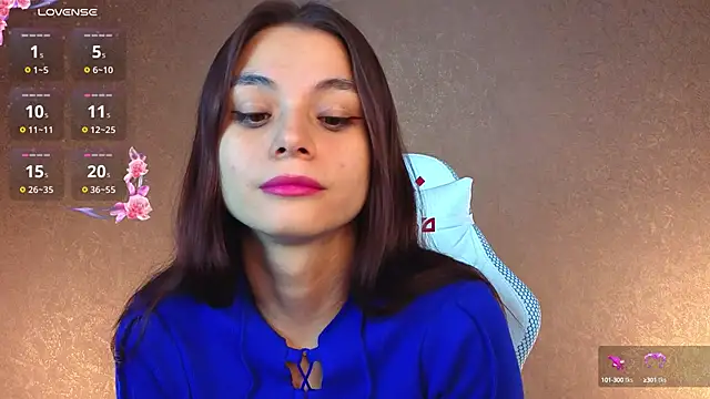 Snapshot of Leila_Hefner chatting on 09.26.25 Leila Hefner online show from 09.26.25