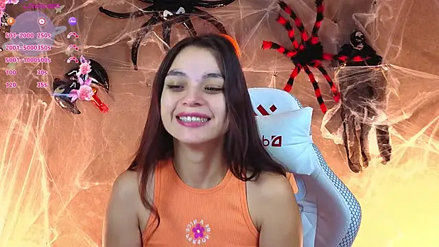 Snapshot of Leila_Hefner chatting on 10.22.25 Leila Hefner online show from 10.22.25