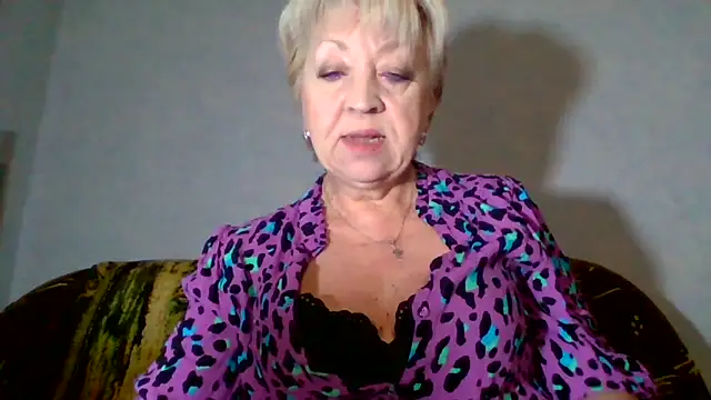 DianaQDream online show from 04.05.26