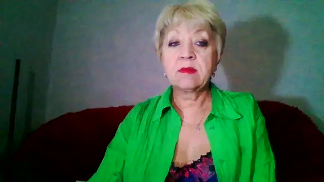 Snapshot of DianaQDream chatting on 05.22.26 DianaQDream online show from 05.22.26