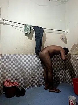 nughtytommy01 online show from 04.23.26