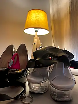 LesAmantsAE2 online show from 10.15.25