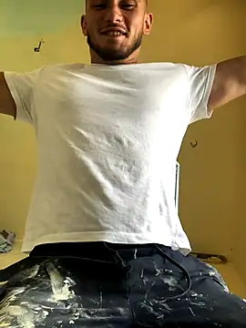 Snapshot of lewis91 chatting on 09.14.25 lewis91 online show from 09.14.25