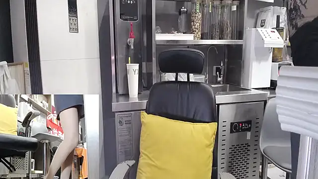 Eileen-L online show from 11.06.25