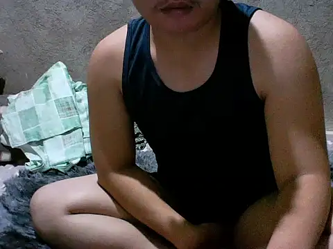 Snapshot of alhex_gay26 chatting on 03.11.26 alhex gay26 online show from 03.11.26