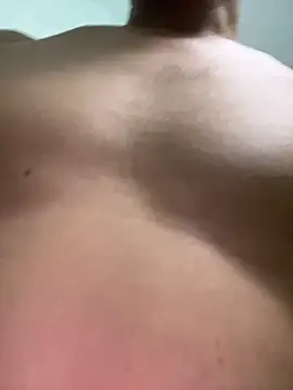 Snapshot of hotboy2x chatting on 09.22.25 hotboy2x online show from 09.22.25