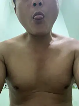 hotboy2x online show from 04.30.26