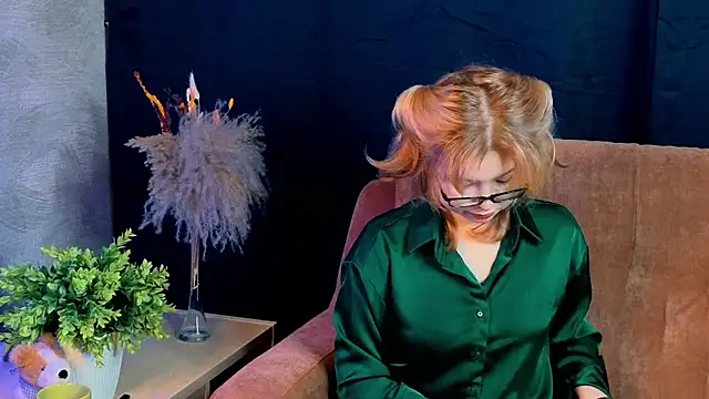 Snapshot of Stella_Vanila chatting on 02.09.26 Stella Vanila online show from 02.09.26