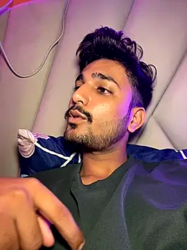 Snapshot of the_Shinchan@xh chatting on 09.26.25 the Shinchanxh online show from 09.26.25